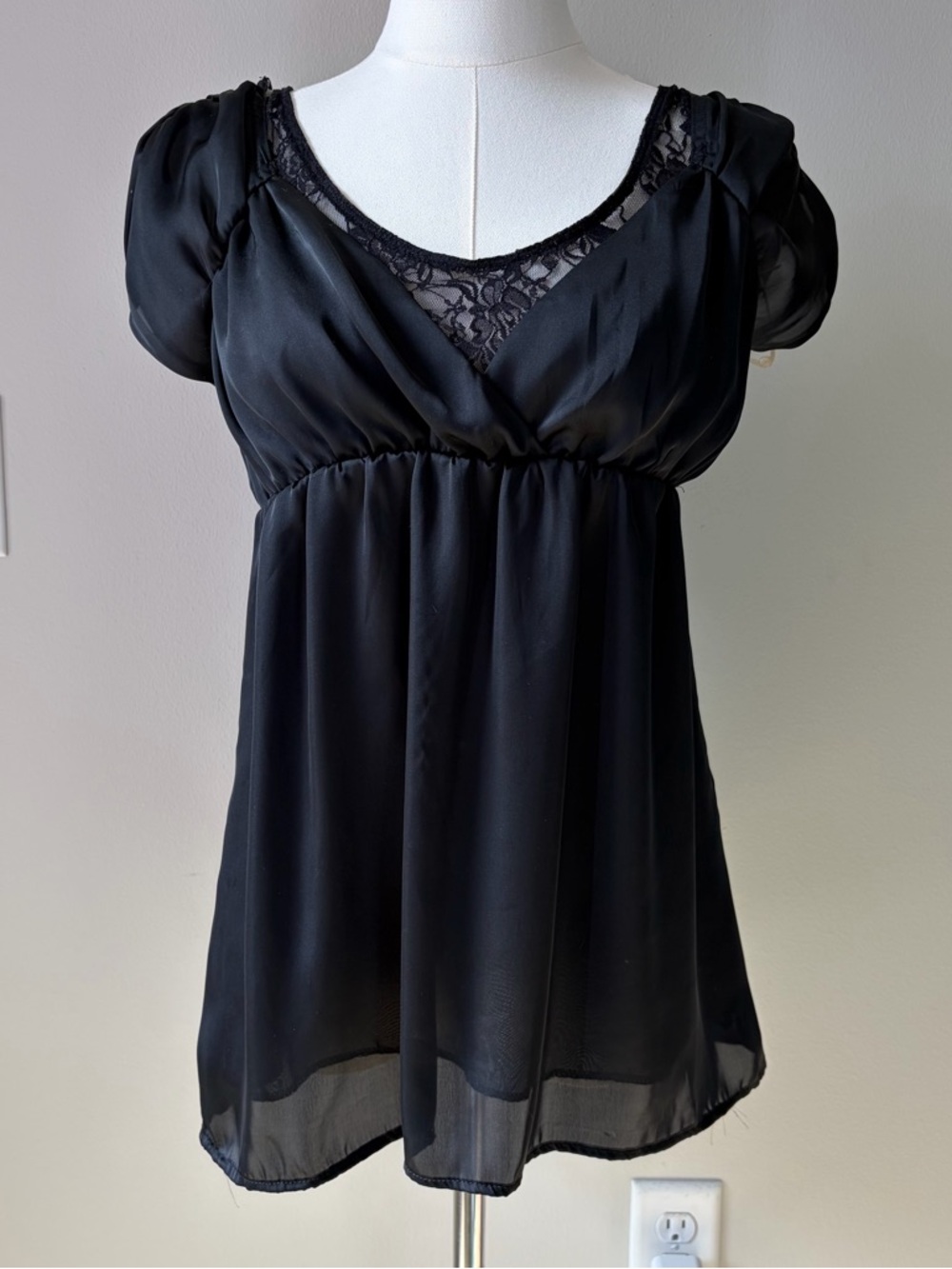 Vanity Black Satin Lace-Detailed Babydoll Top